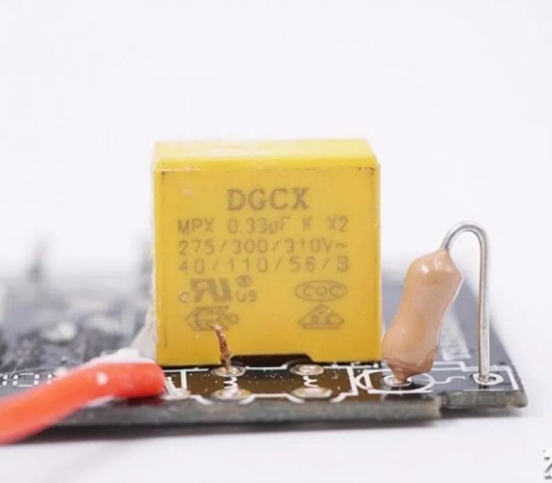 京东京造65W1A1C氮化镓PD快充采用 电子小体积X2/
